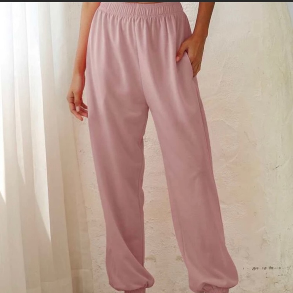 *2 for $10* Light pink joggers sweatpants